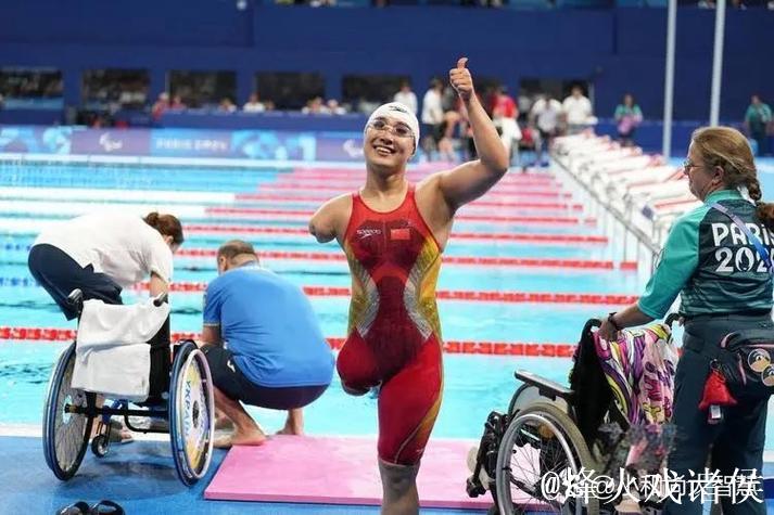 “残奥冠军手语求婚女友,暖心时刻感动众人” “残奥冠军手语求婚女友,暖心时刻感动众人”